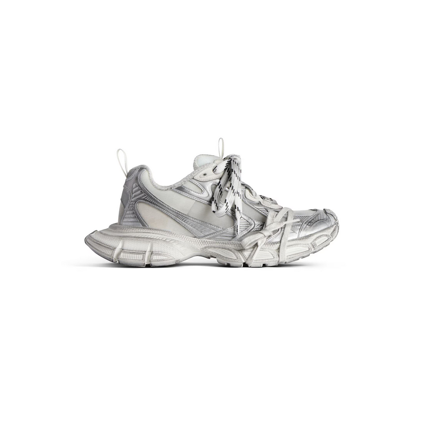 Women's 3xl Summer Mesh Sneaker in White/silver